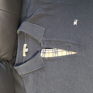 Used food Condition, little discolor around the colar